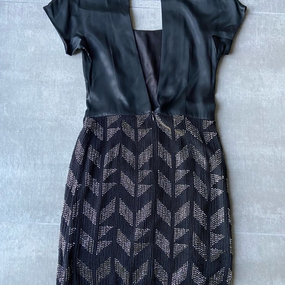 NWT Reiss gorgeous Art Deco black silk lace beaded cocktail dress w/ open back. - Picture 2 of 6